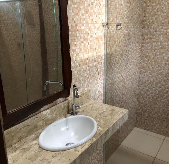 Bed and Breakfast Pantanal Ranch Meia Lua