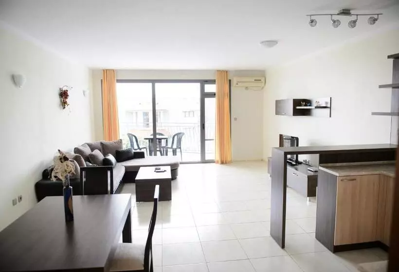 Gardenia Vacation Settlement
