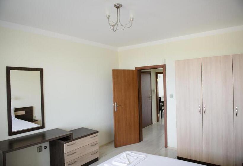 Gardenia Vacation Settlement