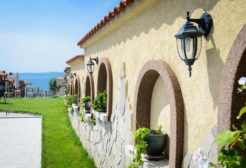 Gardenia Vacation Settlement