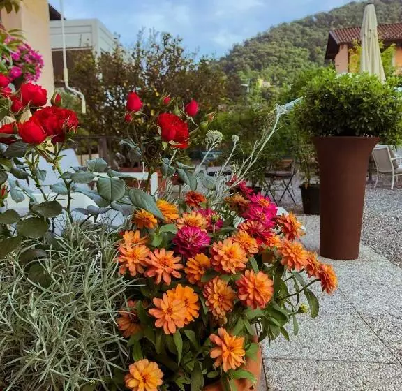 ホテル Antica Stallera