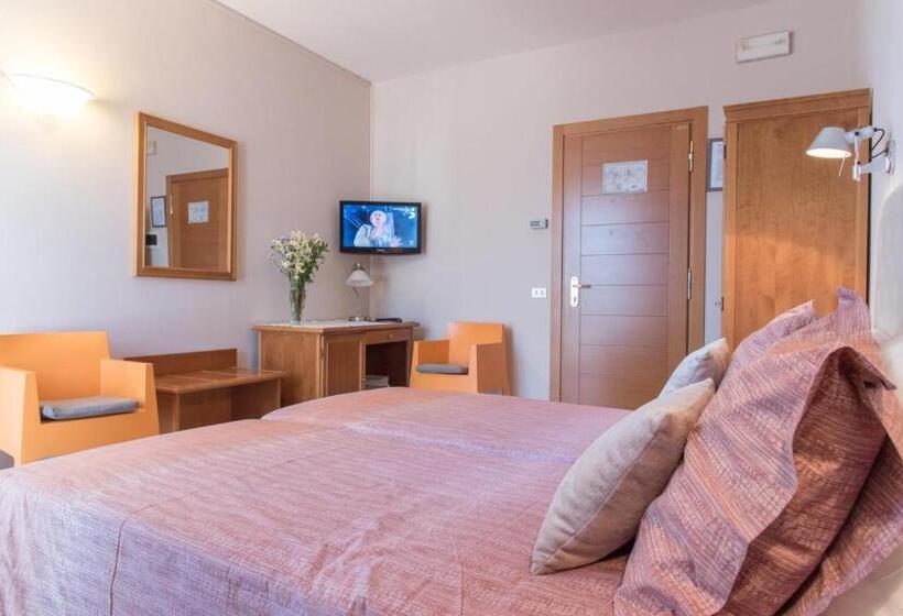 هتل Antica Stallera