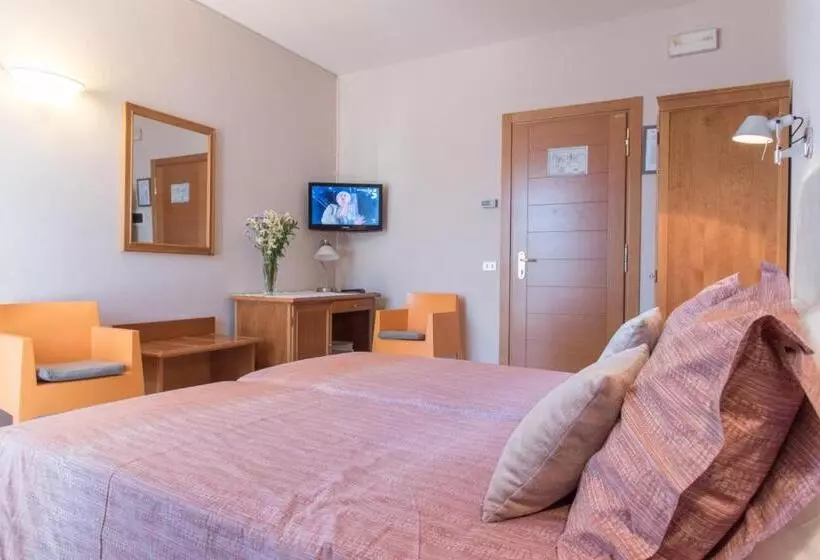 ホテル Antica Stallera