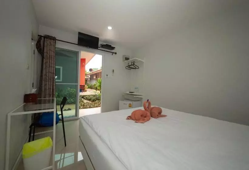 Hotelli Maenam Villa