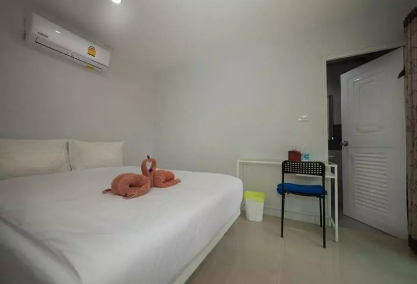 Hotelli Maenam Villa
