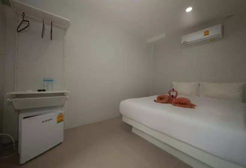 Hotelli Maenam Villa