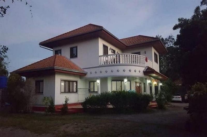 Отель Oyo 967 Andathien Pool Villa Aonang