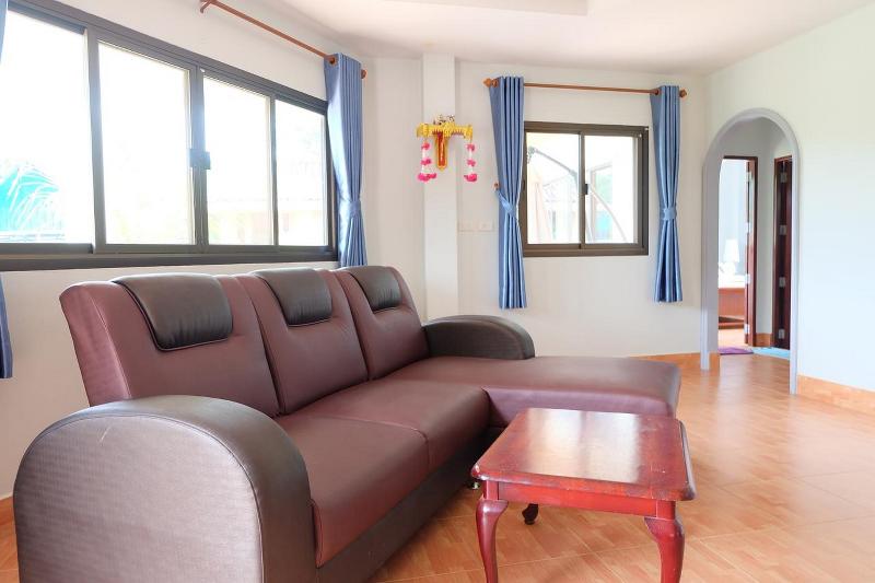 Отель Oyo 967 Andathien Pool Villa Aonang