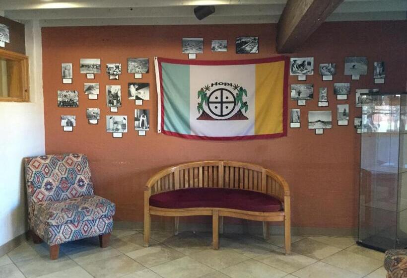 فندق على الطريق Hopi Cultural Center