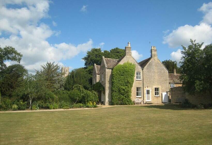 膳宿费 Castle Farm Guest House