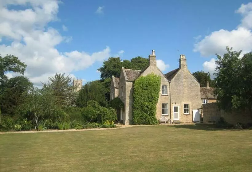 ペンション Castle Farm Guest House