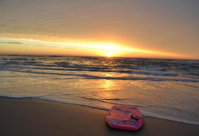 The Retreat Beach Houses