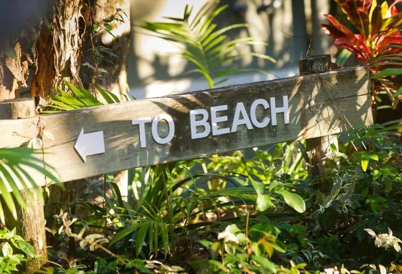 The Retreat Beach Houses