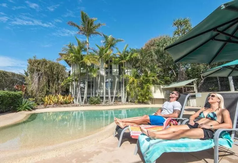 The Retreat Beach Houses