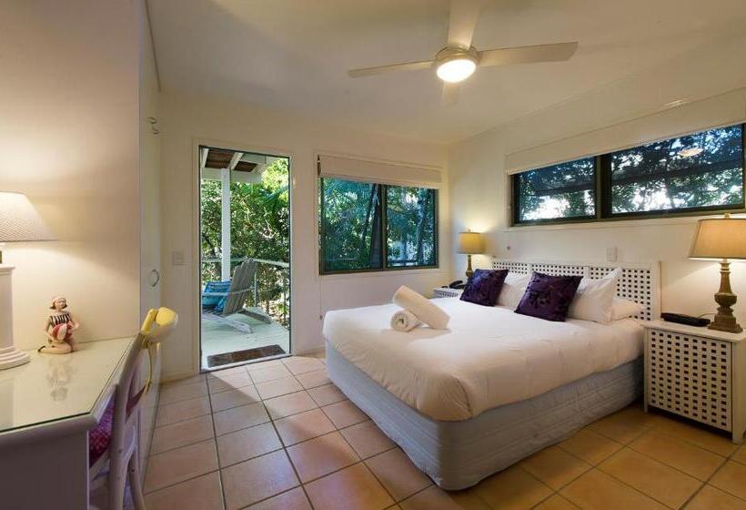 The Retreat Beach Houses