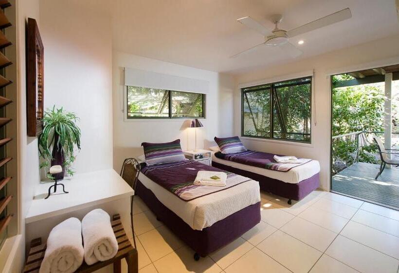 The Retreat Beach Houses