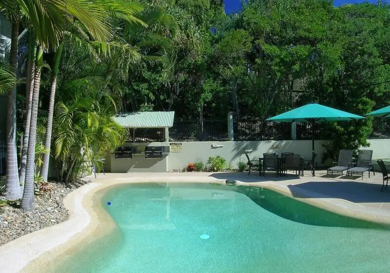 The Retreat Beach Houses
