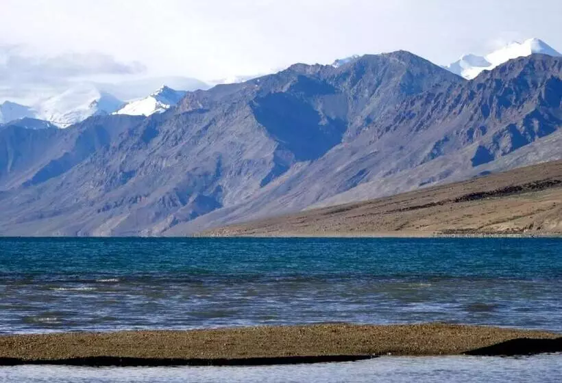 Tsomoriri Hotel Lake View