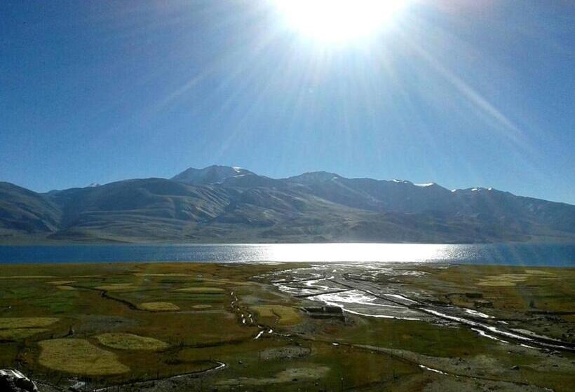 Tsomoriri Hotel Lake View