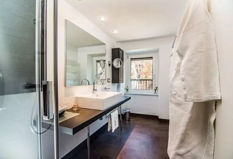 Waldhotel Fletschhorn   Panoramic Retreat In Saas Fee