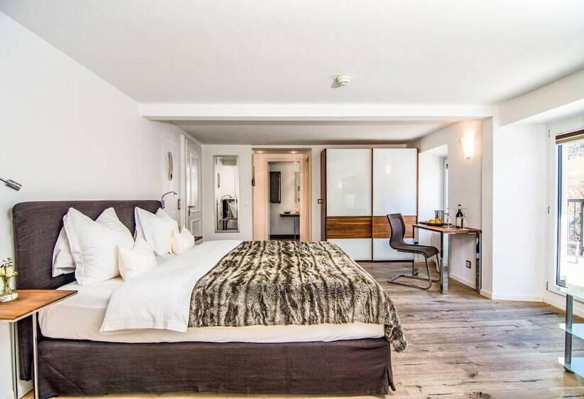 Waldhotel Fletschhorn Panoramic Retreat In Saas Fee