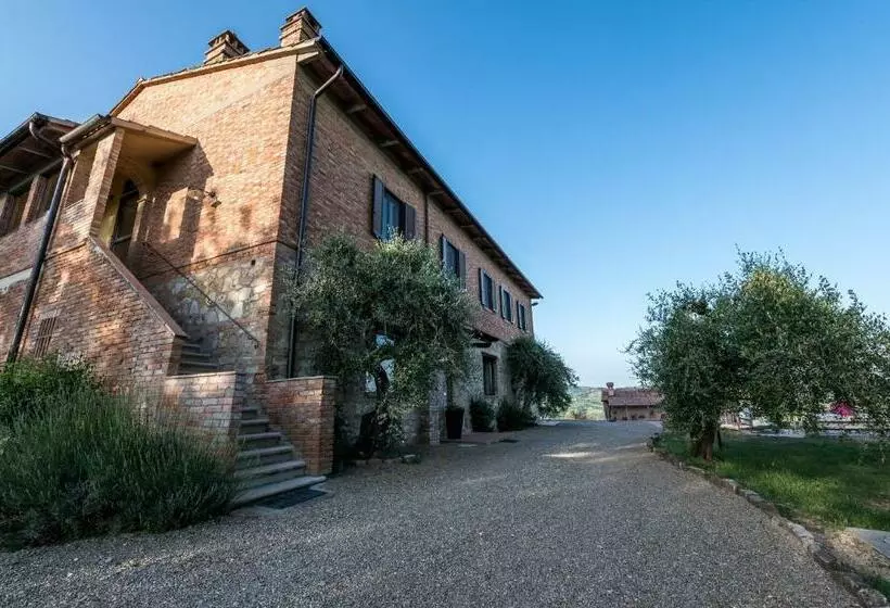 Aamiaismajoitus (B&B) Agriturismo La Collina Degli Olivi