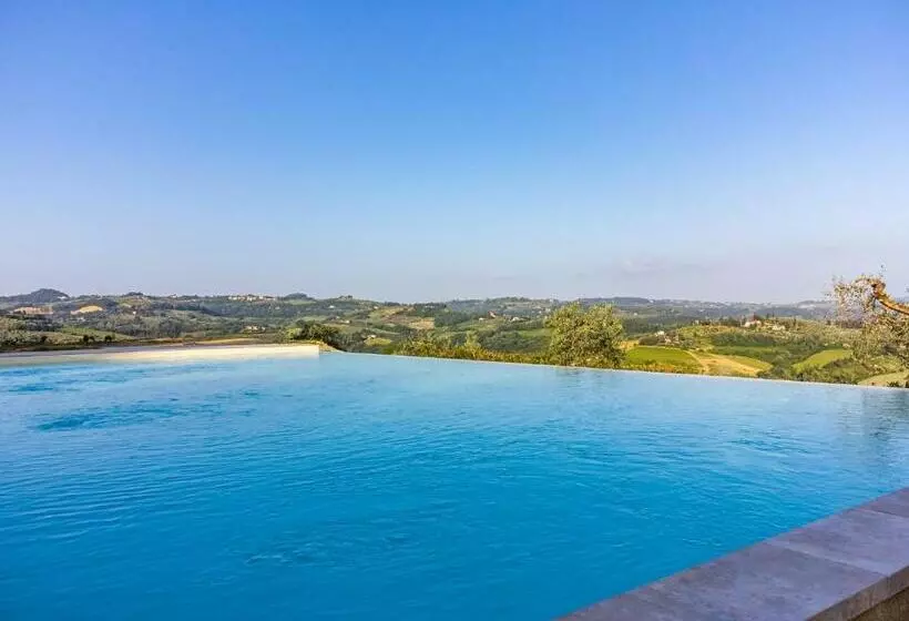 Aamiaismajoitus (B&B) Agriturismo La Collina Degli Olivi