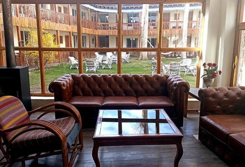 هتل Shambhala Resort