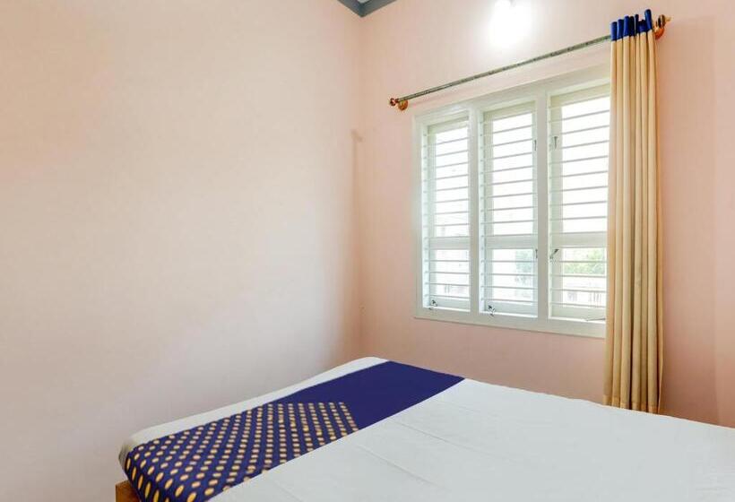 Spot On Hotel Formula One Grand