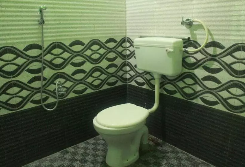 ペンション Parbati Headquarters