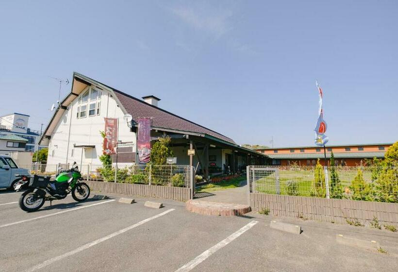 호스텔 セーナーニカントリーイン