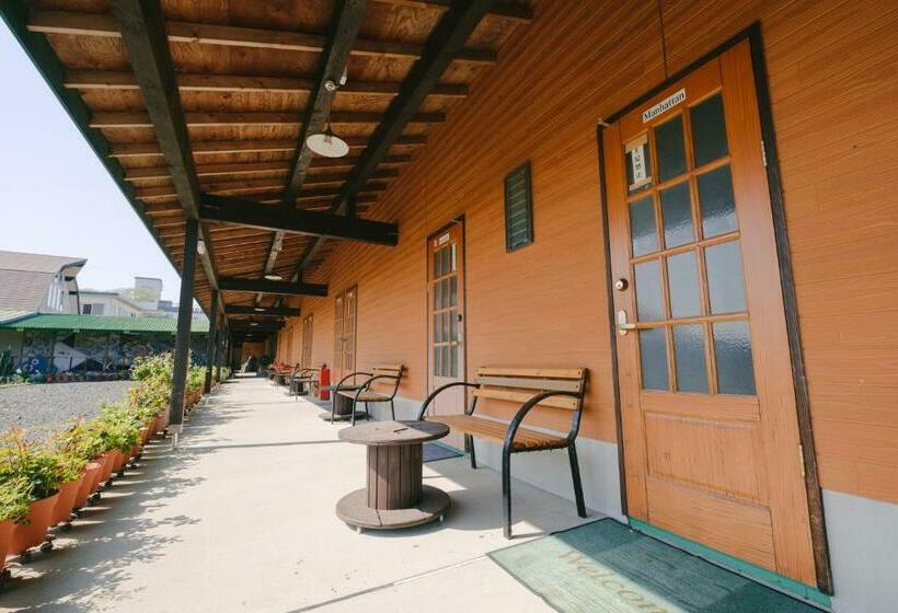 호스텔 セーナーニカントリーイン