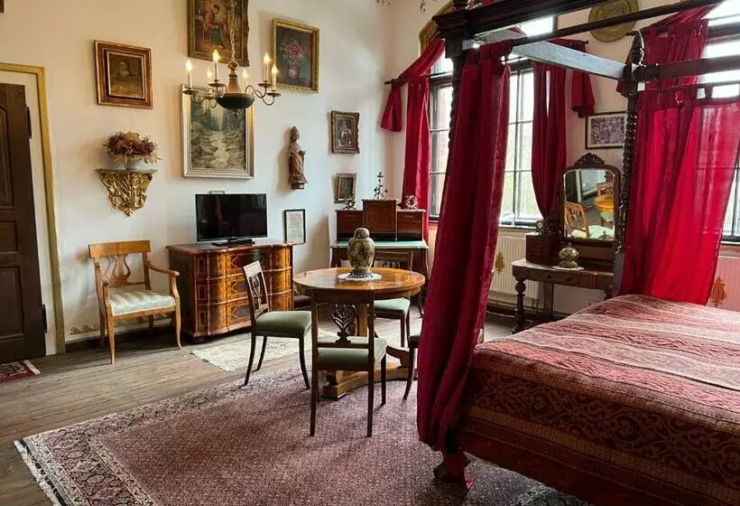 Aamiaismajoitus (B&B) Park Villa Reichenbach