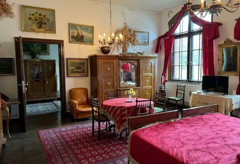 Aamiaismajoitus (B&B) Park Villa Reichenbach