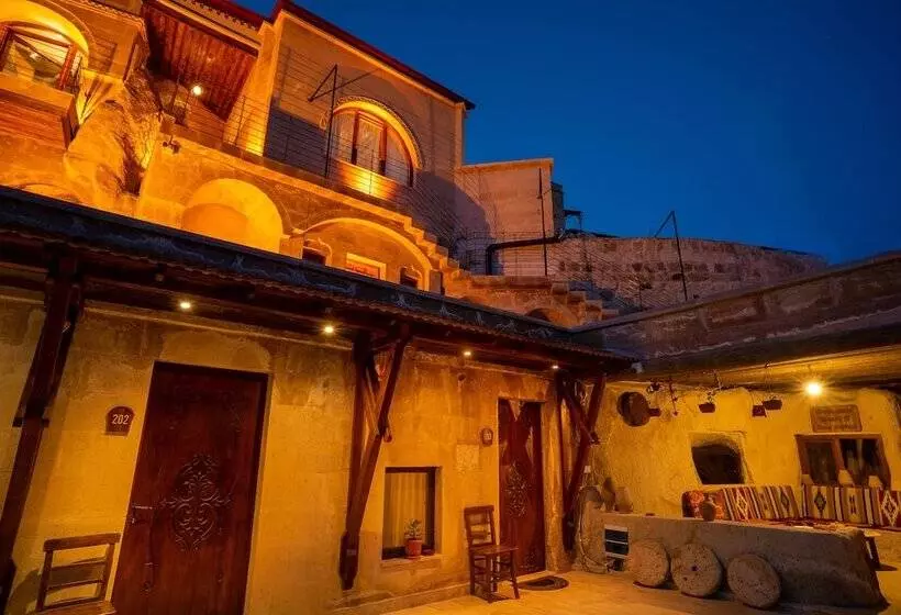 Hotelli Cappadocia Inans Cave & Swimming Pool Hot