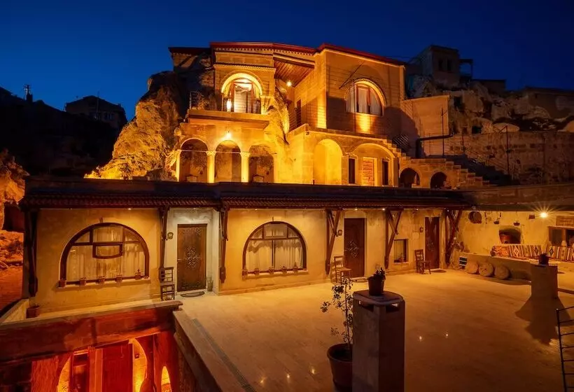 Hotelli Cappadocia Inans Cave & Swimming Pool Hot