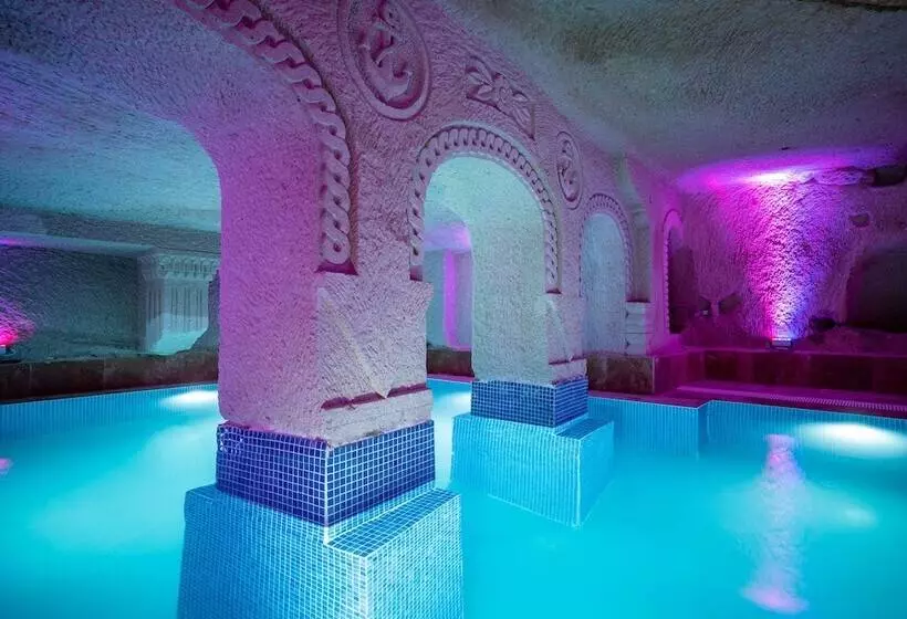 Hotelli Cappadocia Inans Cave & Swimming Pool Hot