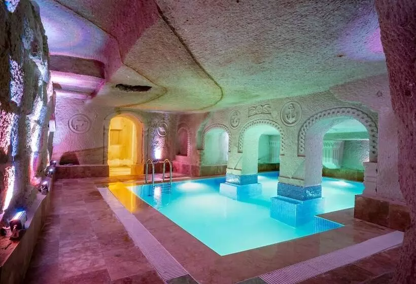Hotelli Cappadocia Inans Cave & Swimming Pool Hot