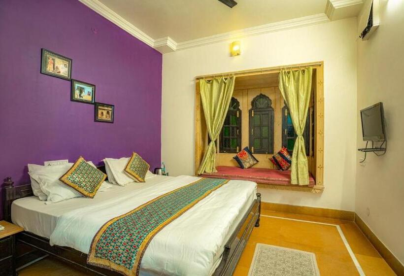 Hotelli Golden Rock Palace