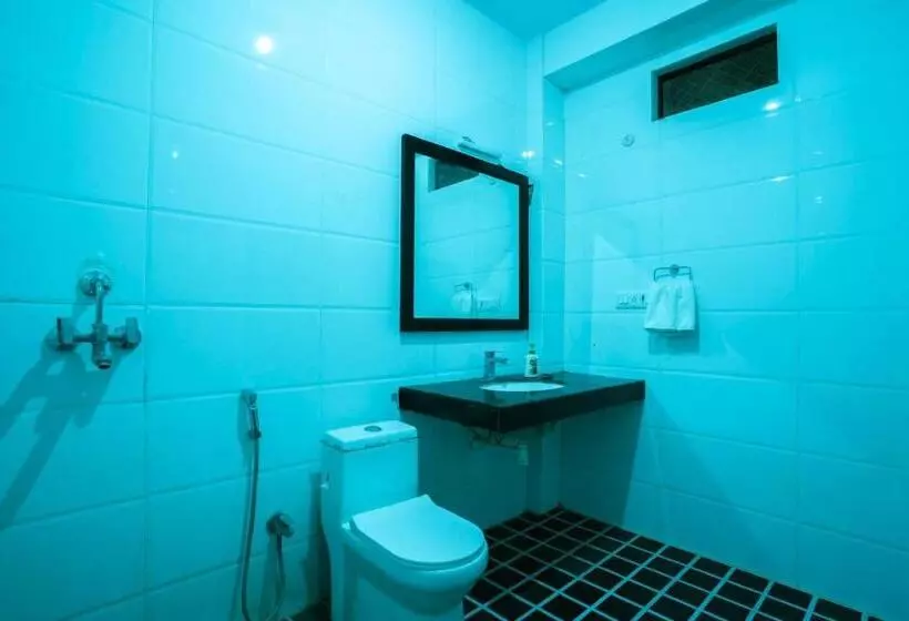 ホテル Golden Rock Palace