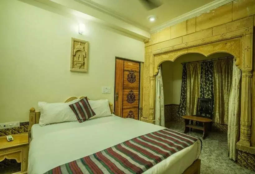 ホテル Golden Rock Palace