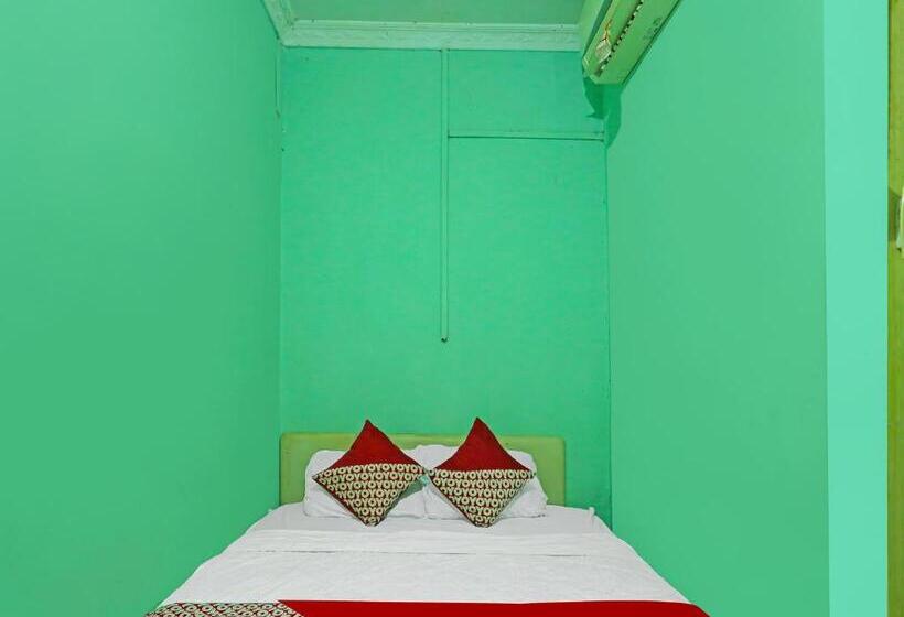 בית מלון כפרי Oyo 92496 Faraas Homestay Syariah