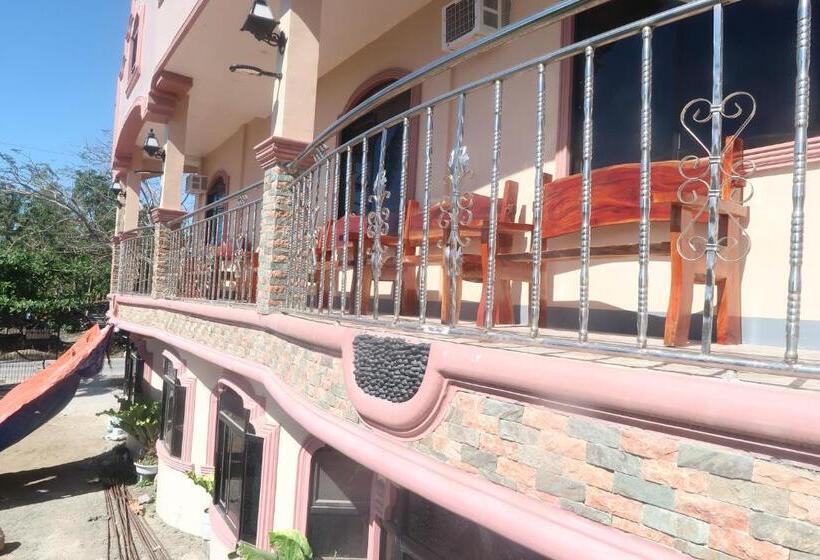 Hotel Seashore Garden Resort