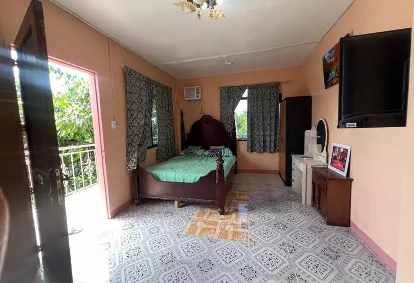 هتل Seashore Garden Resort