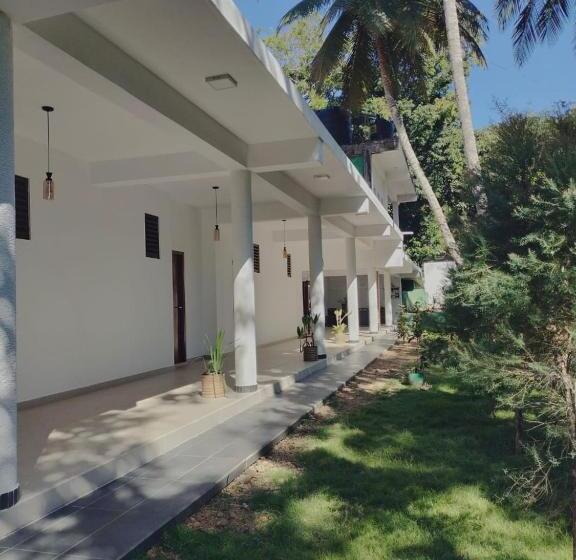 Pensione Serugahawatta