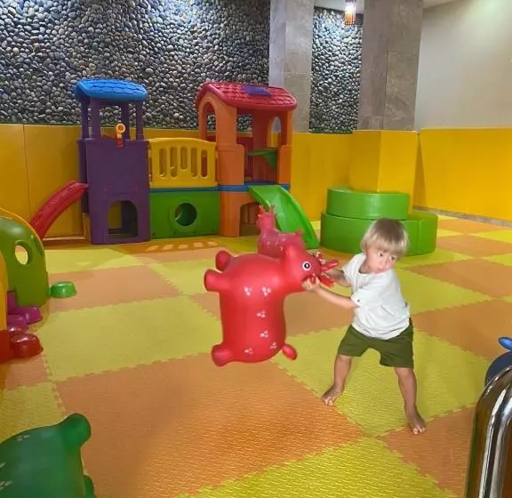 Aroma Beach Resort And Spa