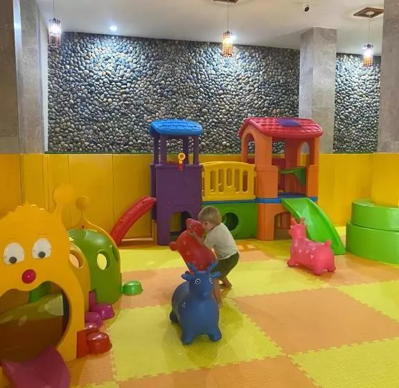 Aroma Beach Resort And Spa