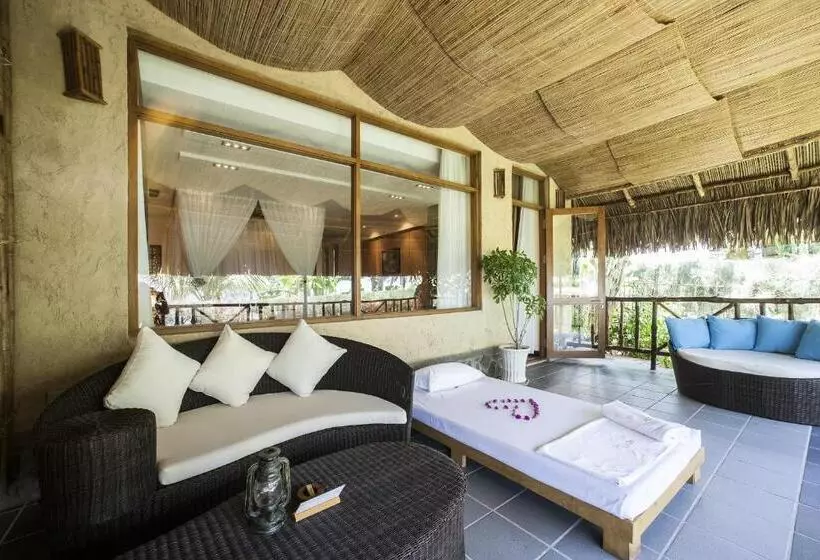 Aroma Beach Resort And Spa