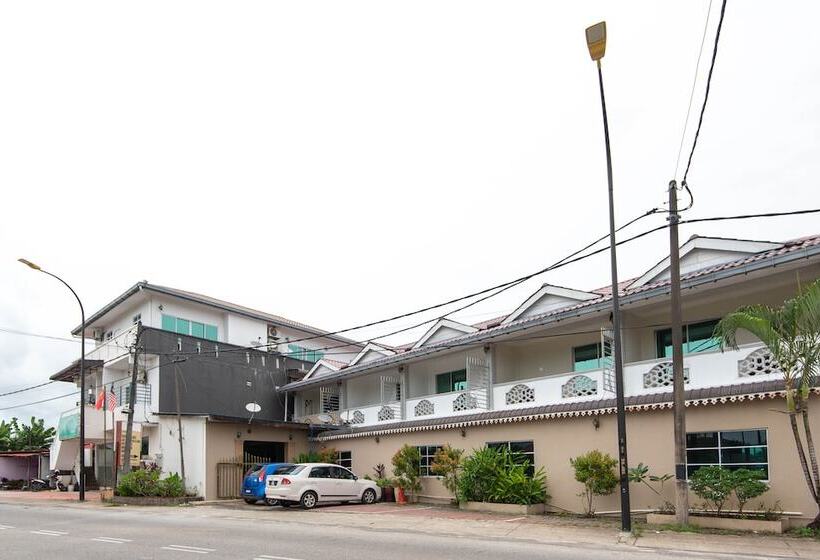 فندق على الطريق Cenang Memories Langkawi