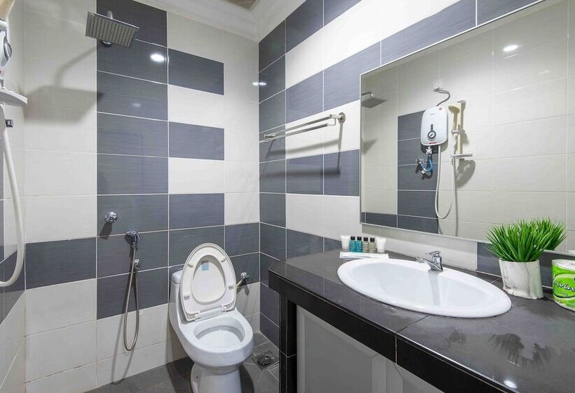 فندق على الطريق Cenang Memories Langkawi